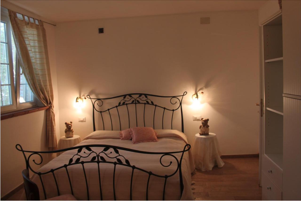 Anthos Casa Vacanze Sant'Omero ภายนอก รูปภาพ