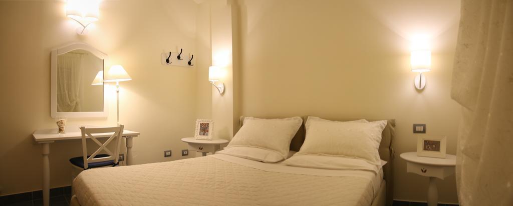 Anthos Casa Vacanze Sant'Omero ภายนอก รูปภาพ