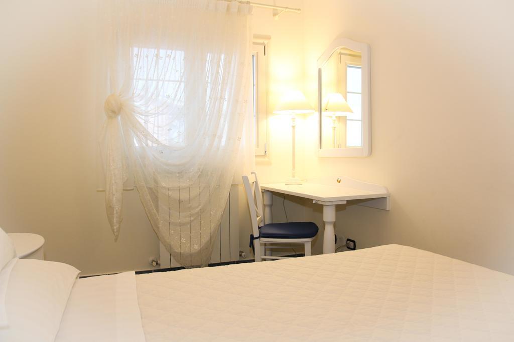 Anthos Casa Vacanze Sant'Omero ภายนอก รูปภาพ